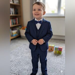 🔥 BRAND NEW 3-Piece Toddler Navy Blue Suit - Size 48 (Approx. 4T)